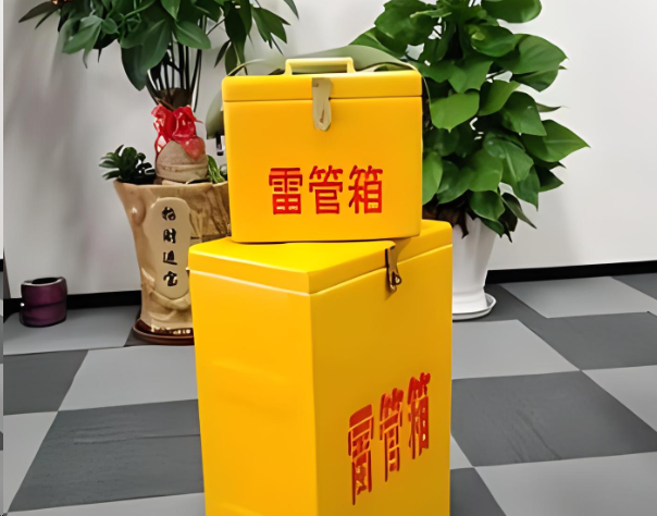 白云矿区炸药箱雷管箱在运输过程中的注意事项