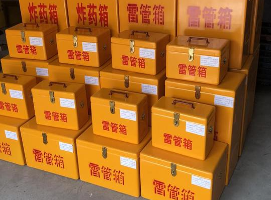 白云矿区玻璃钢雷管箱的使用寿命一般是多少？