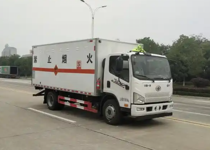 白云矿区爆破器材运输车可以上高速吗？